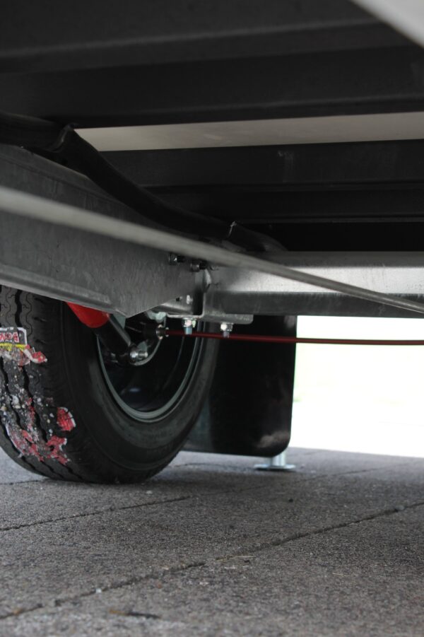 PHOTO-2025-07-18-19-07-23 3 Caravane tout-terrain Thalberg T-800 (Offre de lancement de luxe)