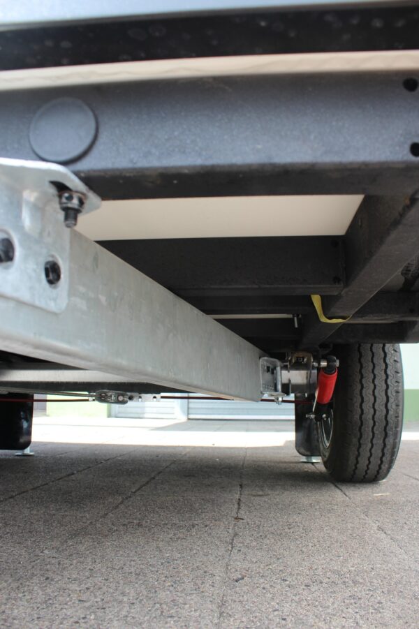 PHOTO-2025-07-18-19-07-25 Caravane tout-terrain Thalberg T-800 (Offre de lancement de luxe)