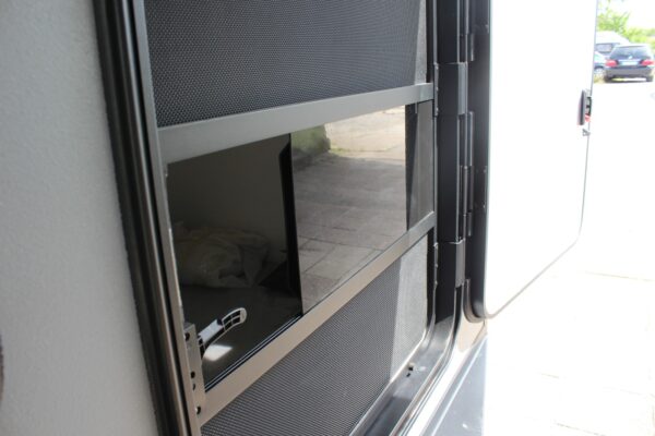 PHOTO-2025-07-18-19-07-33 2 Caravane tout-terrain Thalberg T-800 (Offre de lancement de luxe)