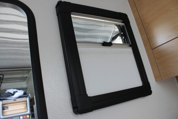 PHOTO-2025-07-18-19-07-35 2 Caravane tout-terrain Thalberg T-800 (Offre de lancement de luxe)