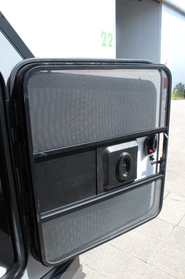 PHOTO-2025-07-18-19-07-37 2 Caravane tout-terrain Thalberg T-800 (Offre de lancement de luxe)