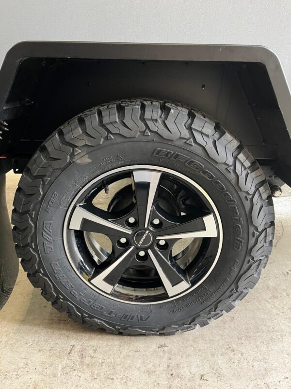 WhatsApp Image 2025-10-22 at 14.35.05(1) Caravane tout-terrain Thalberg T-800 (Offre de lancement de luxe)